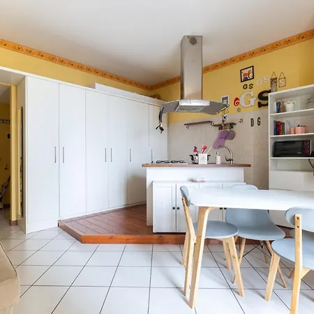 Bnbutler Torelli - Grazioso E Luminoso Bilocale Appartement
